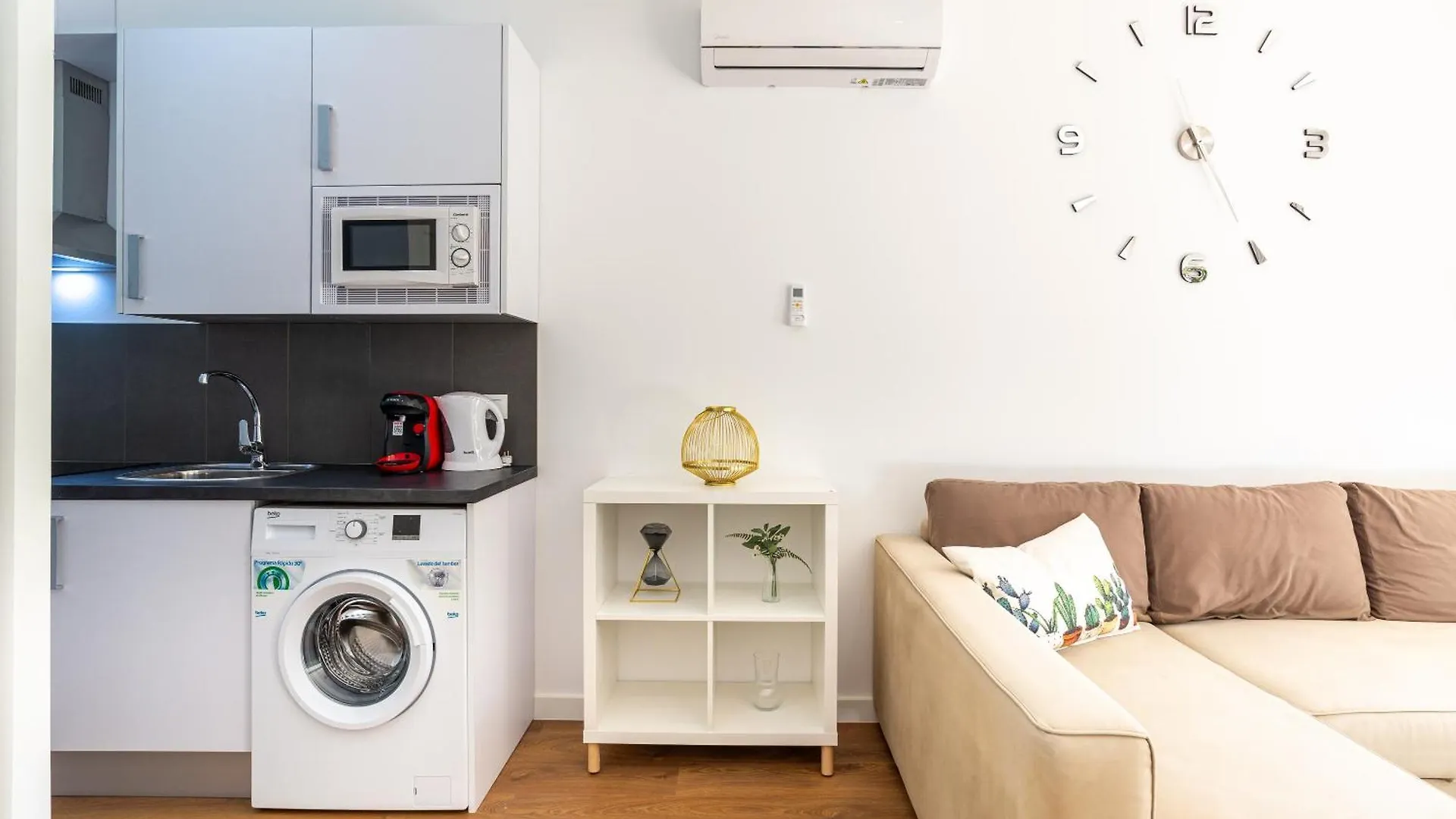 Beach Garden Apartment Torremolinos España