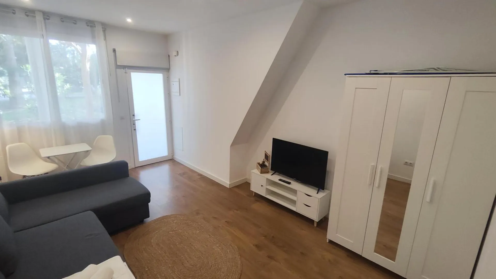 Carihuela Beach Apartments Torremolinos