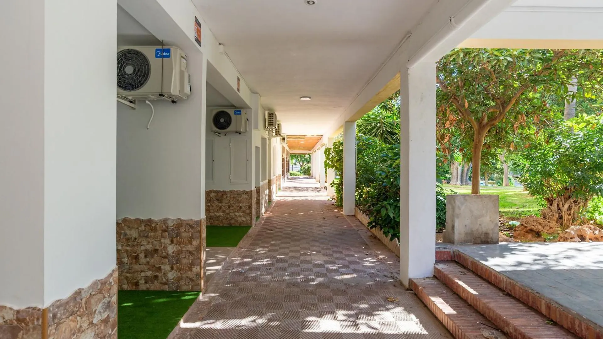 Carihuela Beach Apartments Torremolinos 0*,